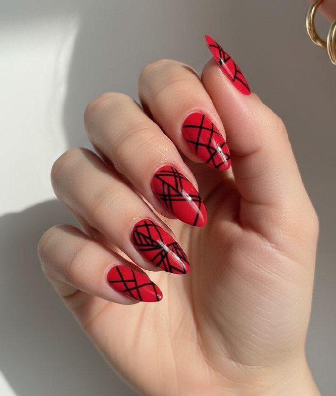 #красный #черный #геометрический